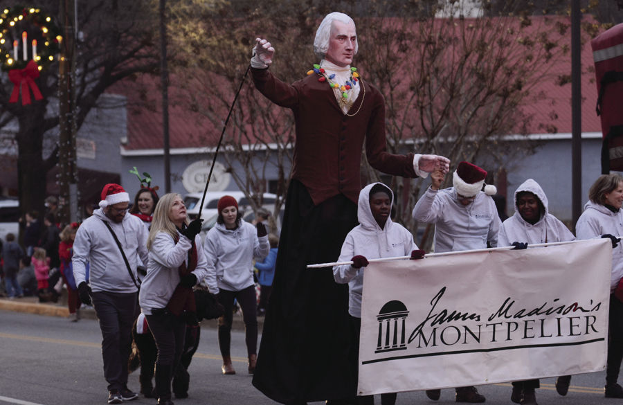 J-Orange Rotary holiday parade_3824.jpg
